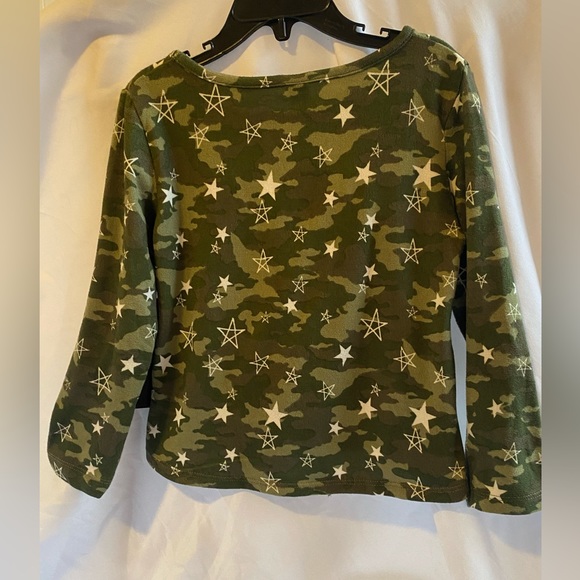 Star Ride Brushed Camo Long sleeve Star Top Girls Size 5/6 NWT - Picture 2 of 10